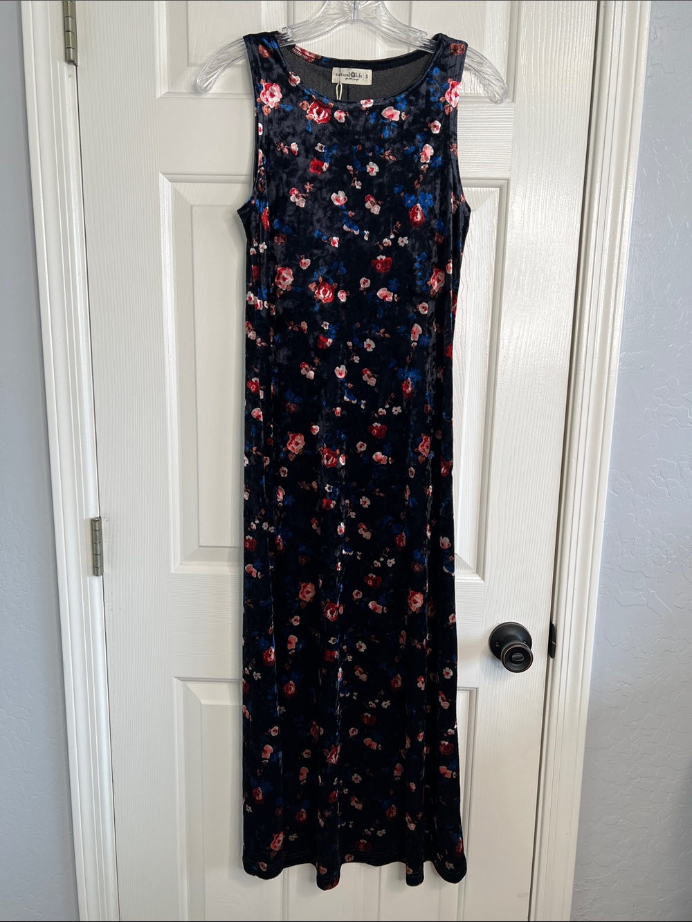 NWT Natural Life black floral velvet maxi dress size small